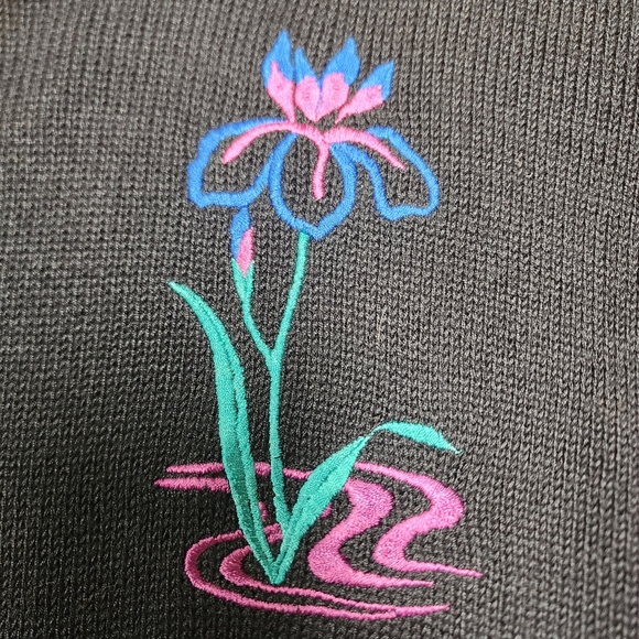 Kenneth Too VTG Women's Black Embroidered Sweater  With Multi Color Trim Sz S - Picture 11 of 15